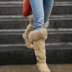 Bearpaw boots